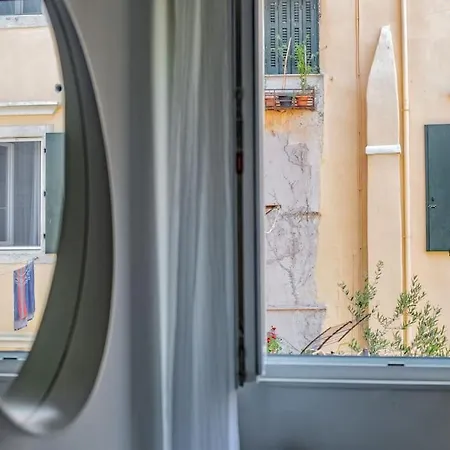 Newly Renovated 1730's Venetian Loft