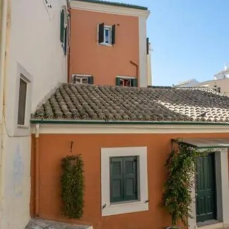 公寓 Newly Renovated 1730's Venetian Loft