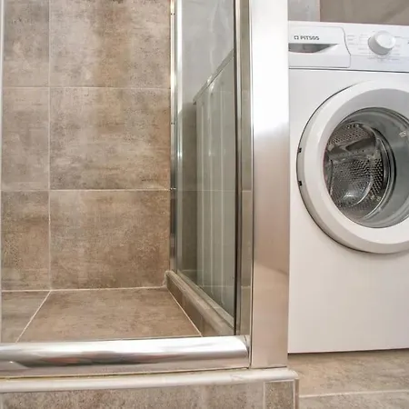 Newly Renovated 1730's Venetian Loft *