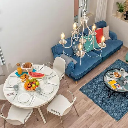 Newly Renovated 1730's Venetian Loft Apartmán