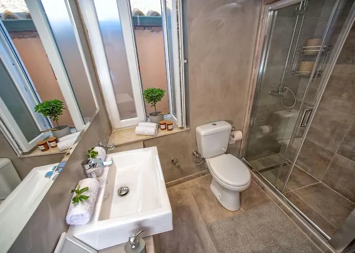 Newly Renovated 1730's Venetian Loft Appartamento